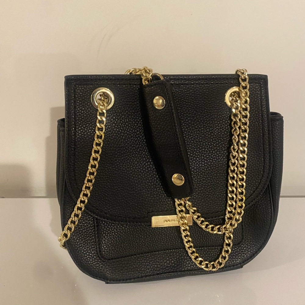 Nine West Black Leather Chain Bag EUC
